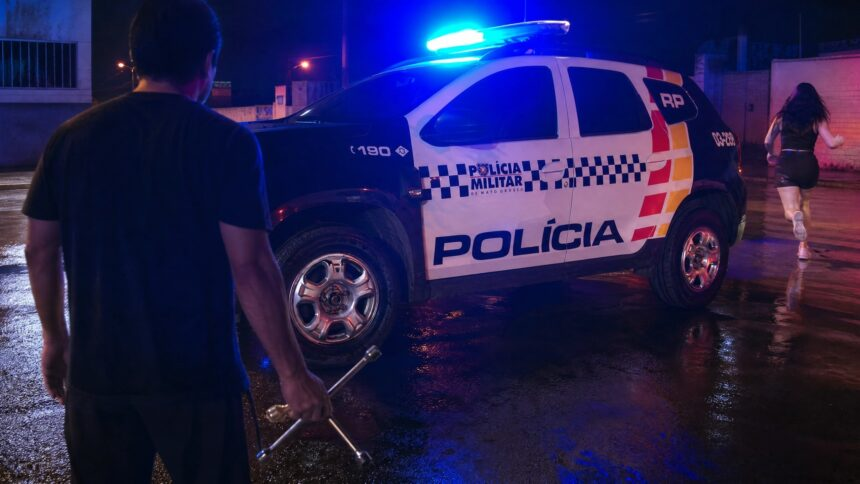 Mulher é agredida pelo marido com socos e golpes de chave no